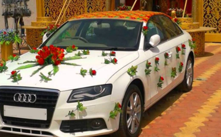 How to Rent a Luxury Wedding Car for a Photo Shoot