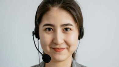 contact customer service agent
