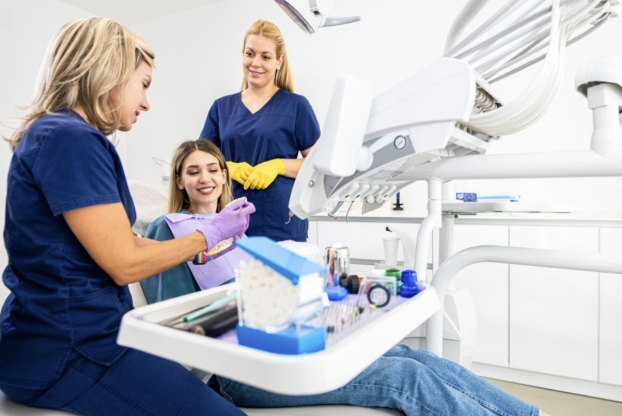 4 Reasons Parents Prefer One Dentist For The Entire Family