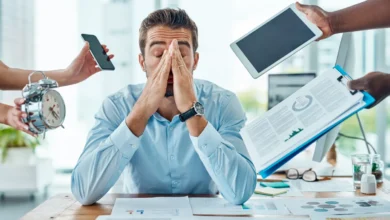 Stop Dreaded Month-End: How Fractional Bookkeepers Make Closing Faster